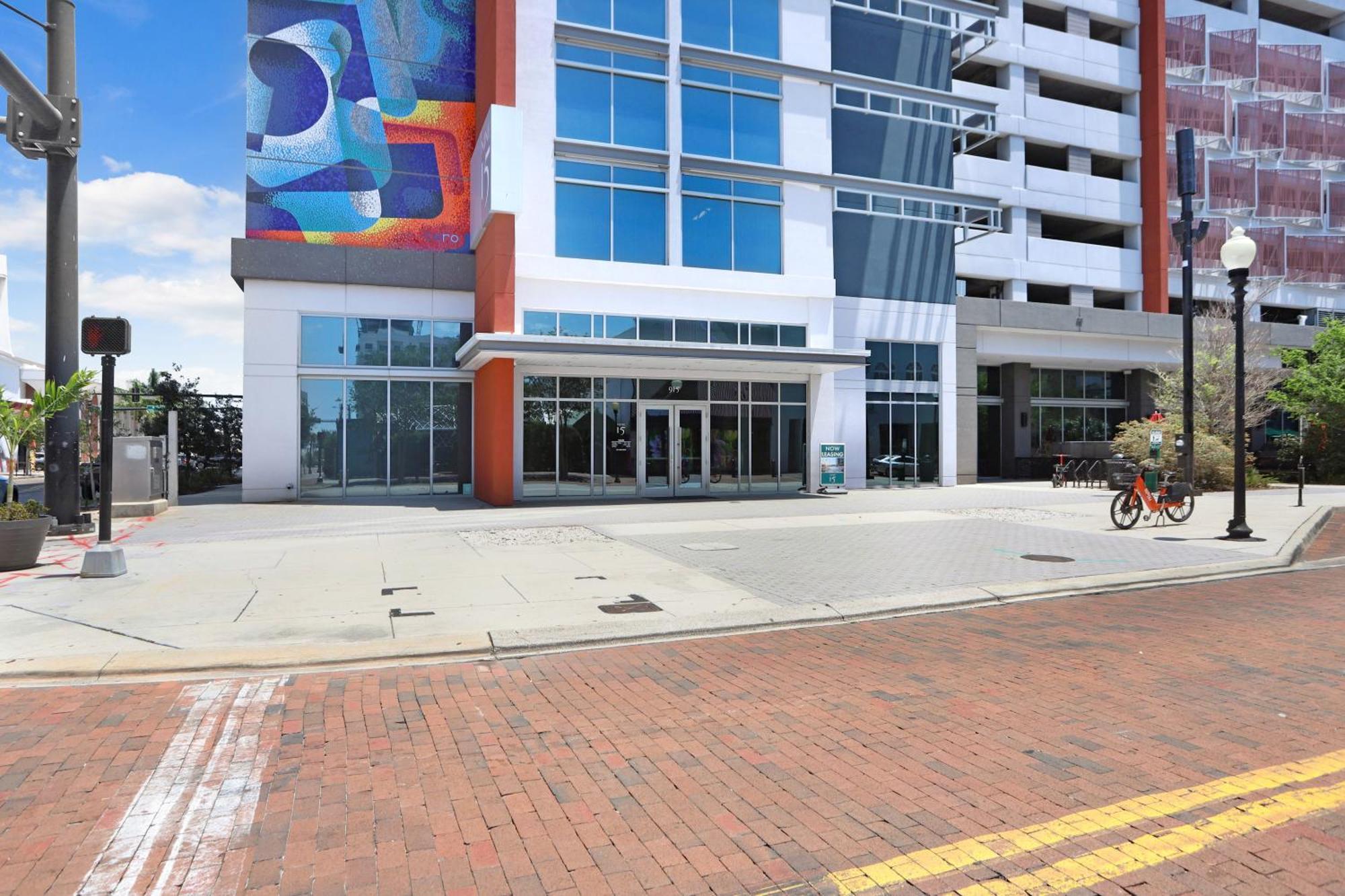 Downtown Tampa Gem 1-Bd W/Pool, Gym, & Sky Lounge Apartment Exterior photo