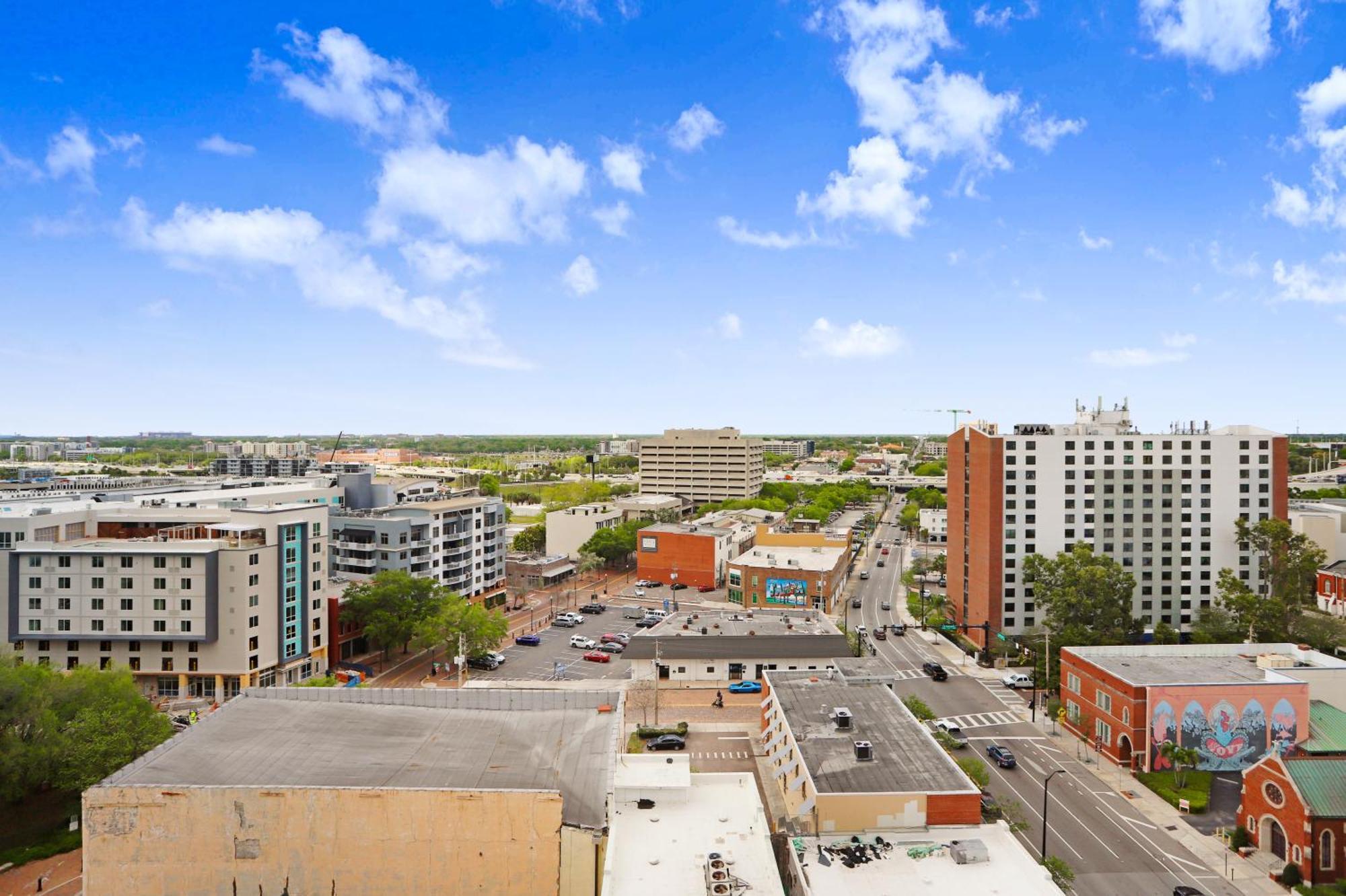 Downtown Tampa Gem 1-Bd W/Pool, Gym, & Sky Lounge Apartment Exterior photo